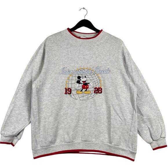 Vintage Mickey & Co International Classic Disney Crewneck M - Picture 1 of 7